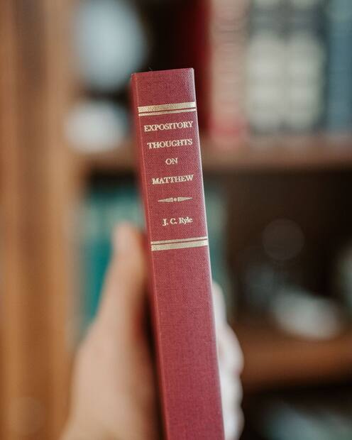 Expository Thoughts on the Gospels — Interior page