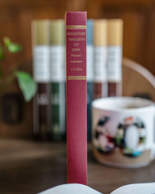 Expository Thoughts on the Gospels — Interior page