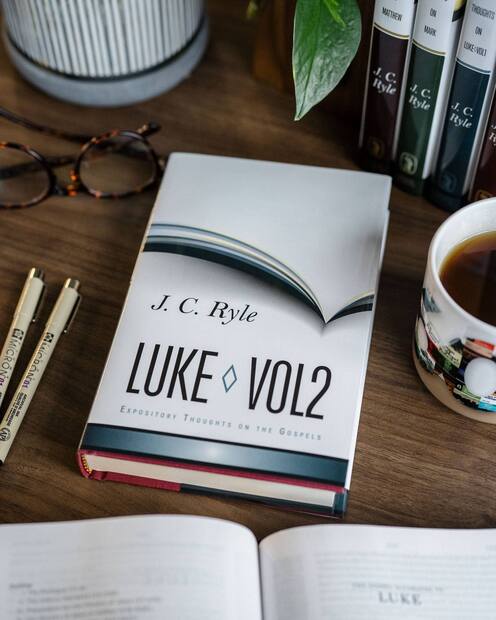 Expository Thoughts on the Gospels — Interior page