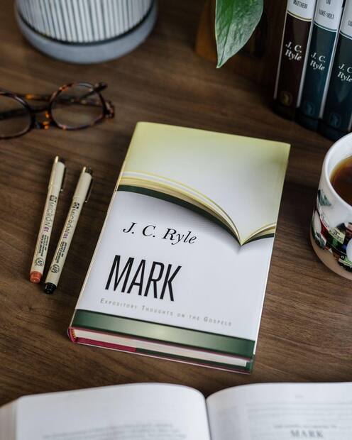 Expository Thoughts on the Gospels — Interior page