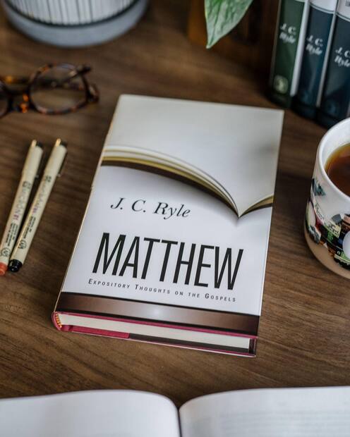 Expository Thoughts on the Gospels — Interior page