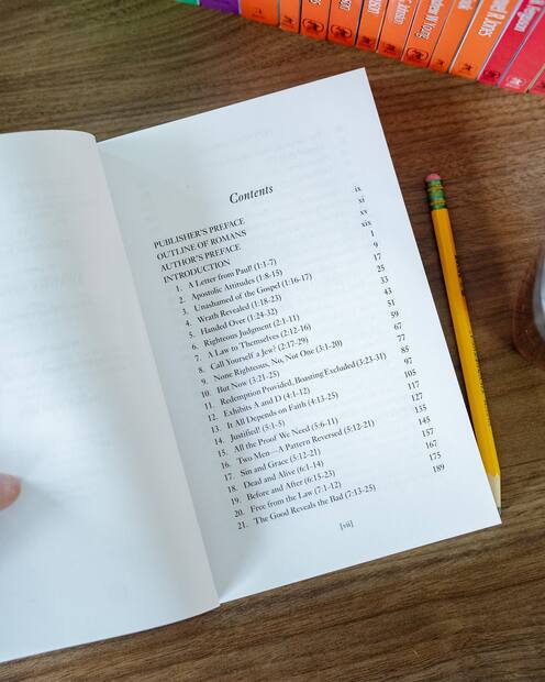 Let’s Study Romans — Interior page