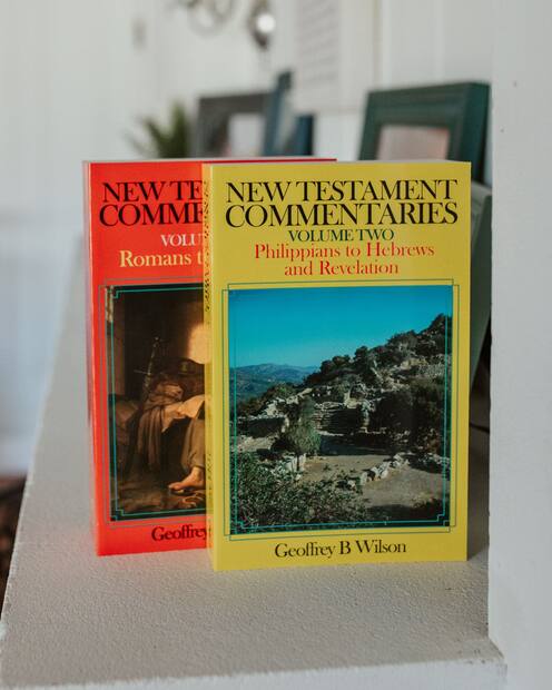 New Testament Commentaries — Interior page