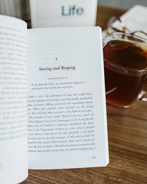 Texts that Transform: Life — Interior page
