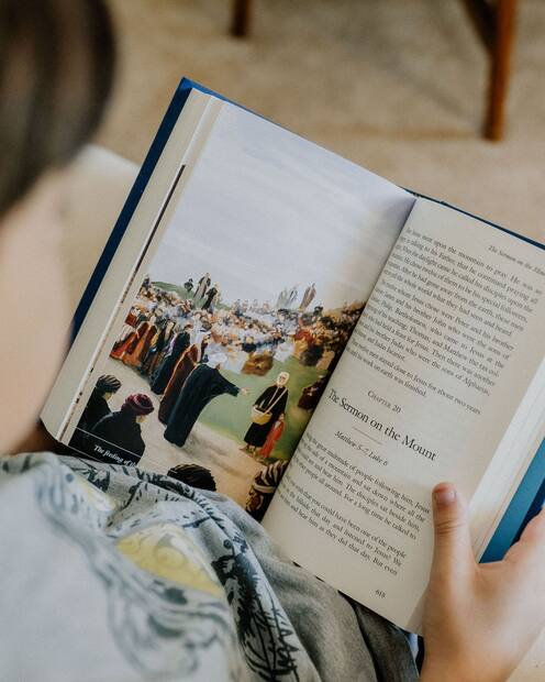 The Child’s Story Bible — Interior page