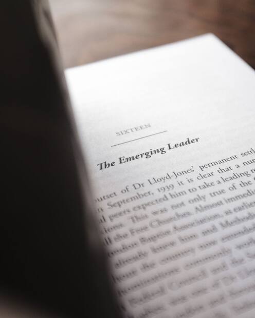 The Life of Martyn Lloyd-Jones — Interior page